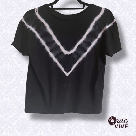 Electric & Rose Cropped Yoga Tee Black White Crew Neck Tie Dye Size Small - Picture 2 of 4